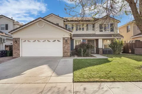 4526 Oakridge Dr, Tracy, CA 95377 photo 1
