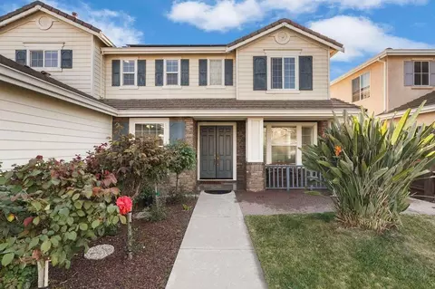 4526 Oakridge Dr, Tracy, CA 95377 photo 2