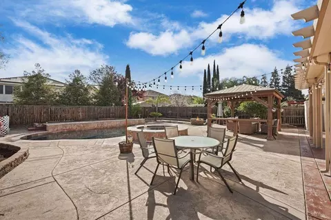 4526 Oakridge Dr, Tracy, CA 95377 photo 10