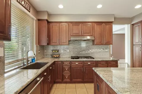 4526 Oakridge Dr, Tracy, CA 95377 photo 19
