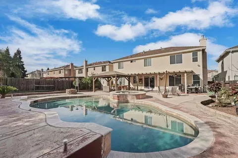 4526 Oakridge Dr, Tracy, CA 95377 photo 9
