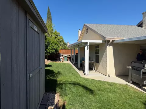Exterior - 409 Osprey Dr, Patterson, CA 95363 photo 6 of 13