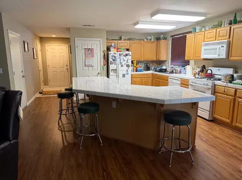 Kitchen - 409 Osprey Dr, Patterson, CA 95363 photo 3 of 3