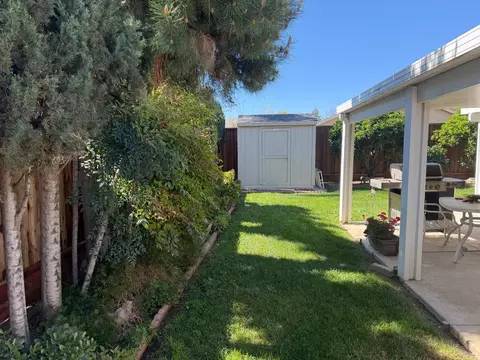 Exterior - 409 Osprey Dr, Patterson, CA 95363 photo 8 of 13