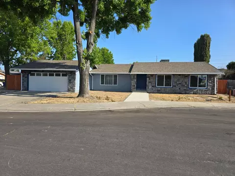 1500 Kirkland Ct, Modesto, CA 95356