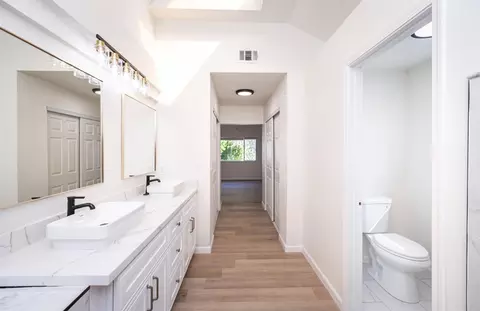 Entry Way - 1955 Clearbrook Ct, Tracy, CA 95376 photo 6 of 6