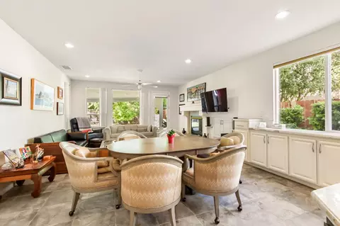 Dining - 5415 Rogers St, Davis, CA 95618 photo 3 of 5