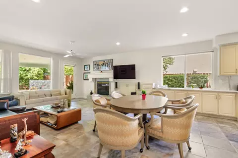 Dining - 5415 Rogers St, Davis, CA 95618 photo 4 of 5