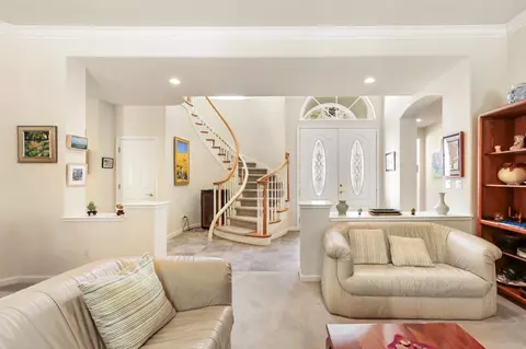 Entry Way - 5415 Rogers St, Davis, CA 95618 photo 2 of 10