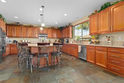 Kitchen - 751 Banff Dr, Newman, CA 95360 photo 1 of 5