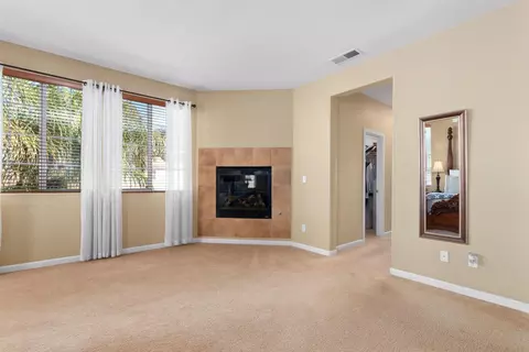 Bedroom - 751 Banff Dr, Newman, CA 95360 photo 3 of 4