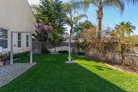 Exterior - 751 Banff Dr, Newman, CA 95360 photo 10 of 14