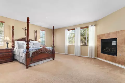 Bedroom - 751 Banff Dr, Newman, CA 95360 photo 2 of 4