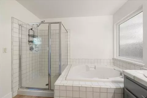 Bath - 2971 Windsor Ct, Rescue, CA 95672 photo 3 of 3