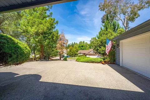 Exterior - 2971 Windsor Ct, Rescue, CA 95672 photo 9 of 29