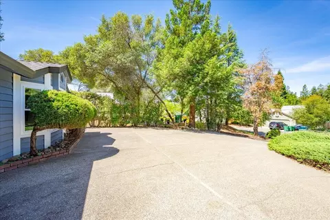 Exterior - 2971 Windsor Ct, Rescue, CA 95672 photo 8 of 29