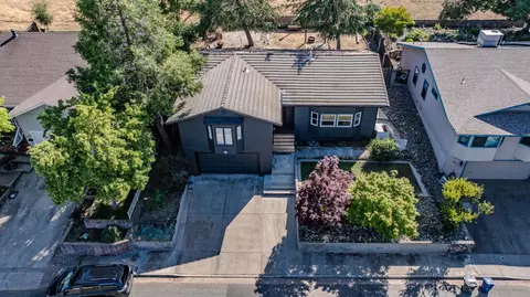 View/Area - 513 Perry St, Jackson, CA 95642 photo 2 of 3
