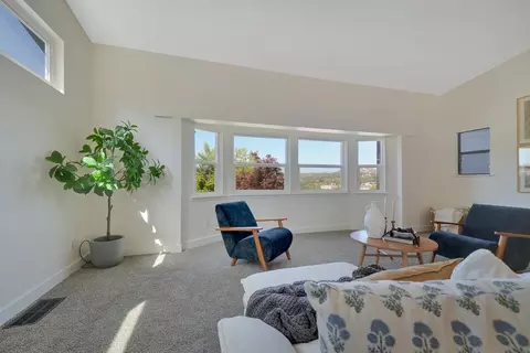 Living - 513 Perry St, Jackson, CA 95642 photo 6 of 7