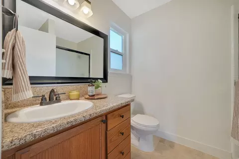 Bath - 513 Perry St, Jackson, CA 95642 photo 2 of 2
