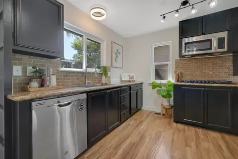 Kitchen - 513 Perry St, Jackson, CA 95642 photo 5 of 8