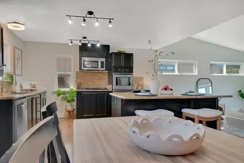 Kitchen - 513 Perry St, Jackson, CA 95642 photo 2 of 8