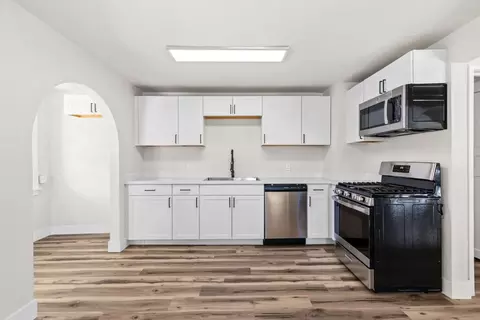 Kitchen - 1821 River Rd, Modesto, CA 95351 photo 2 of 2