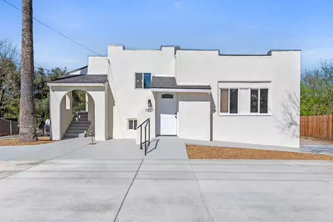 Exterior - 1821 River Rd, Modesto, CA 95351 photo 4 of 12
