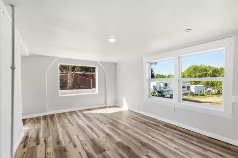 Living - 1821 River Rd, Modesto, CA 95351 photo 3 of 3