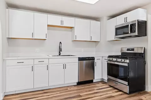 Kitchen - 1821 River Rd, Modesto, CA 95351 photo 1 of 2