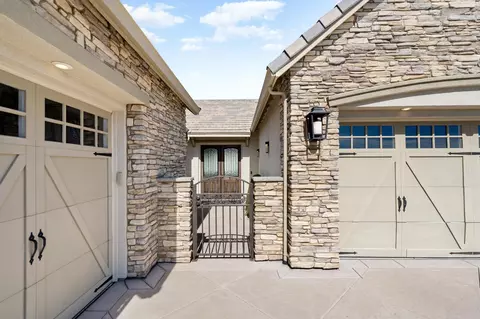 Exterior - 1483 Centennial Dr, Lodi, CA 95242 photo 2 of 7