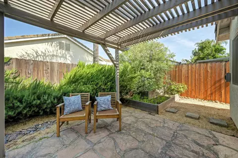 Exterior - 2343 Caravaggio Dr, Davis, CA 95618 photo 3 of 7