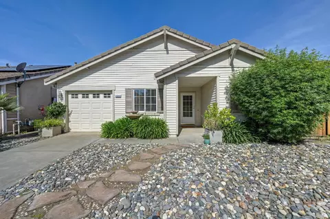 Exterior - 2343 Caravaggio Dr, Davis, CA 95618 photo 2 of 7