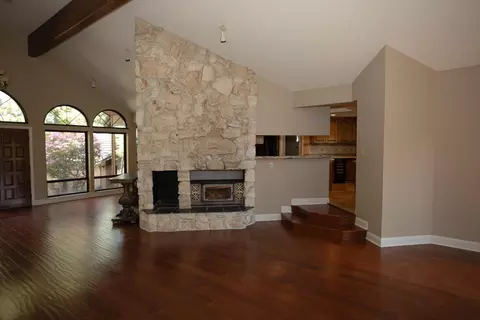 6415 Fairway Ct, Auburn, CA 95602