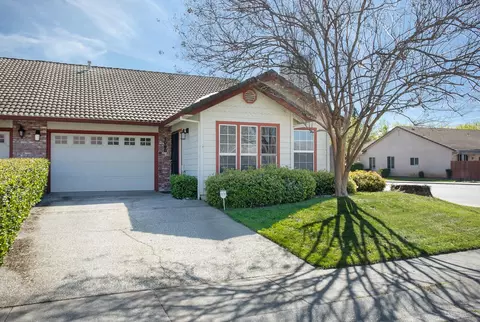 1098 Gilliland Dr, Yuba City, CA 95991