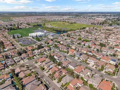 2075 Holt Dr, Lodi, CA 95242 photo 42