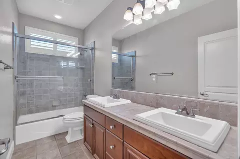 2075 Holt Dr, Lodi, CA 95242 photo 35