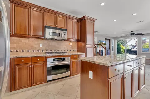 2075 Holt Dr, Lodi, CA 95242 photo 16