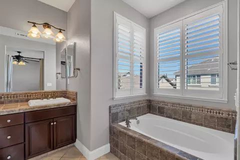 2075 Holt Dr, Lodi, CA 95242 photo 30
