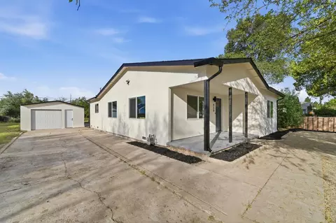 430 Laurel Ave, Modesto, CA 95351 photo 2