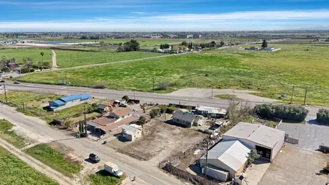View/Area - 2222 Vierra Rd, Lathrop, CA 95330 photo 2 of 11