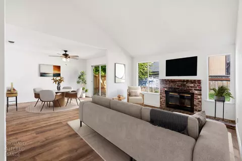 95 Saginaw Cir, Sacramento, CA 95833