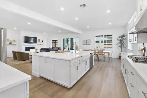 1756 Red Lake Way, Lincoln, CA 95648