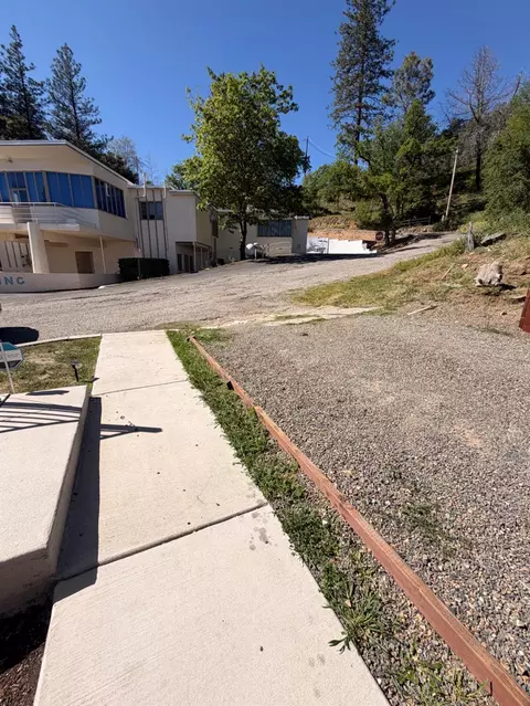 Exterior - 1 Sunset Cir, Colfax, CA 95713 photo 9 of 17