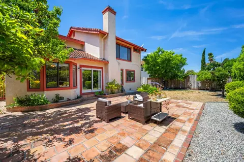 Exterior - 106 Jasper Ct, Hercules, CA 94547 photo 7 of 12