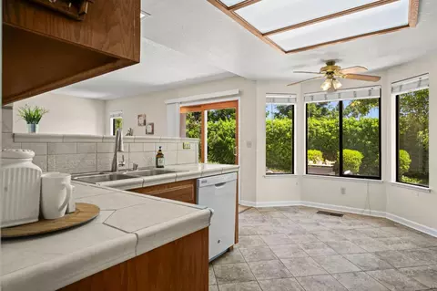 Kitchen - 106 Jasper Ct, Hercules, CA 94547 photo 2 of 5