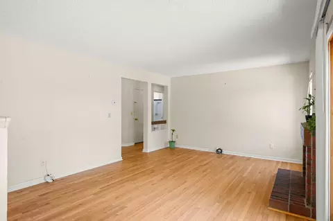 Living - 106 Jasper Ct, Hercules, CA 94547 photo 4 of 4
