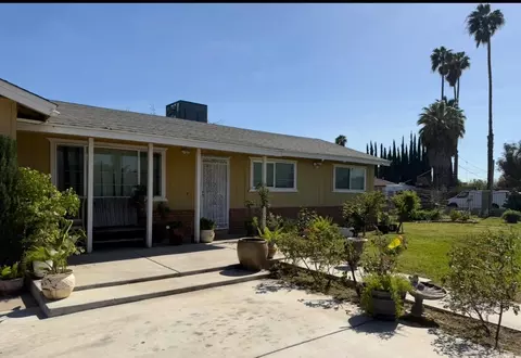 708 Avon St, Modesto, CA 95351