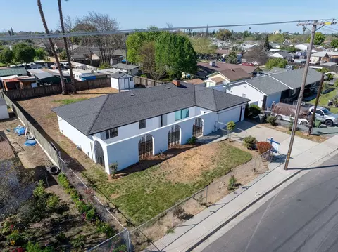 View/Area - 1111 Richland Ave, Modesto, CA 95351 photo 4 of 6
