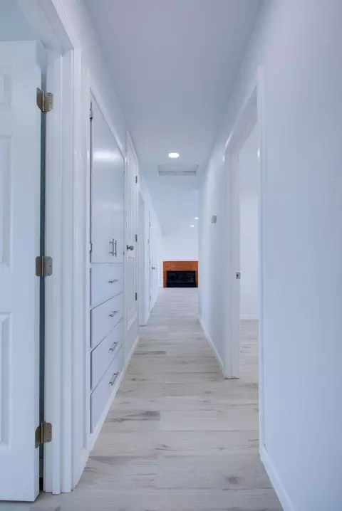 Entry Way - 1111 Richland Ave, Modesto, CA 95351 photo 1 of 1