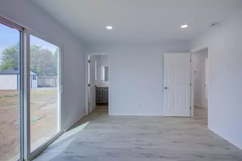 Bedroom - 1111 Richland Ave, Modesto, CA 95351 photo 5 of 5